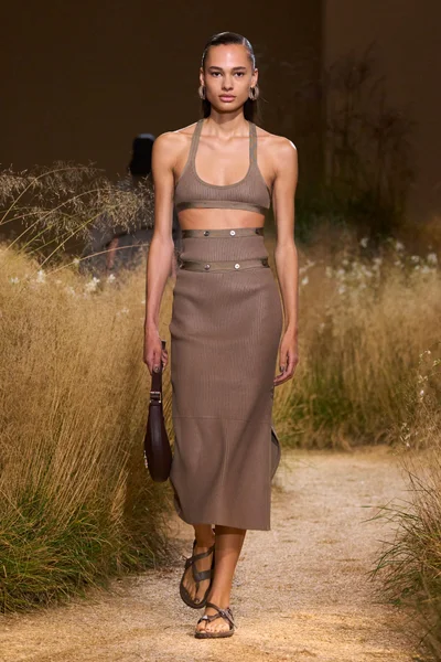 Look 23